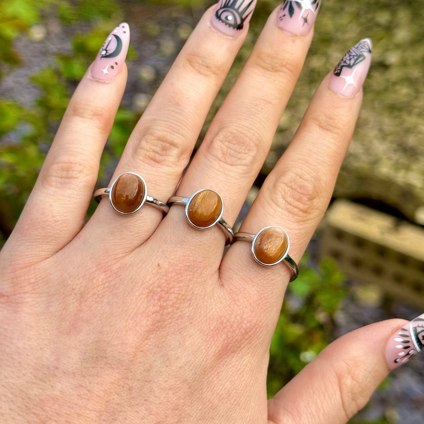 Flashy Sunstone White Copper Ring