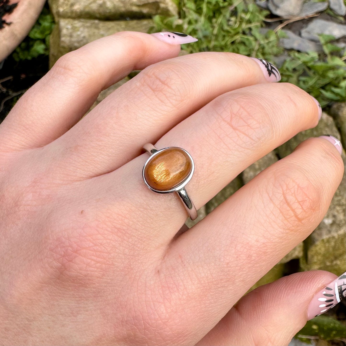 Flashy Sunstone White Copper Ring