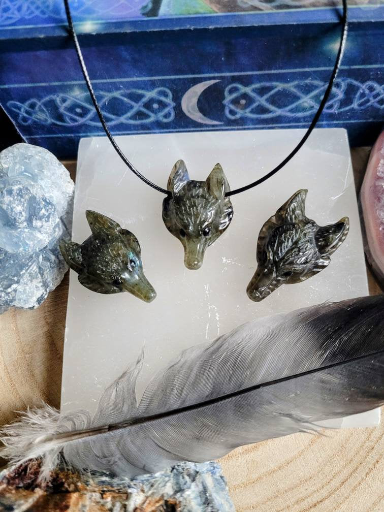 Labradorite wolf choker necklace natural stone crystal healing witchy jewellery gift for him or her