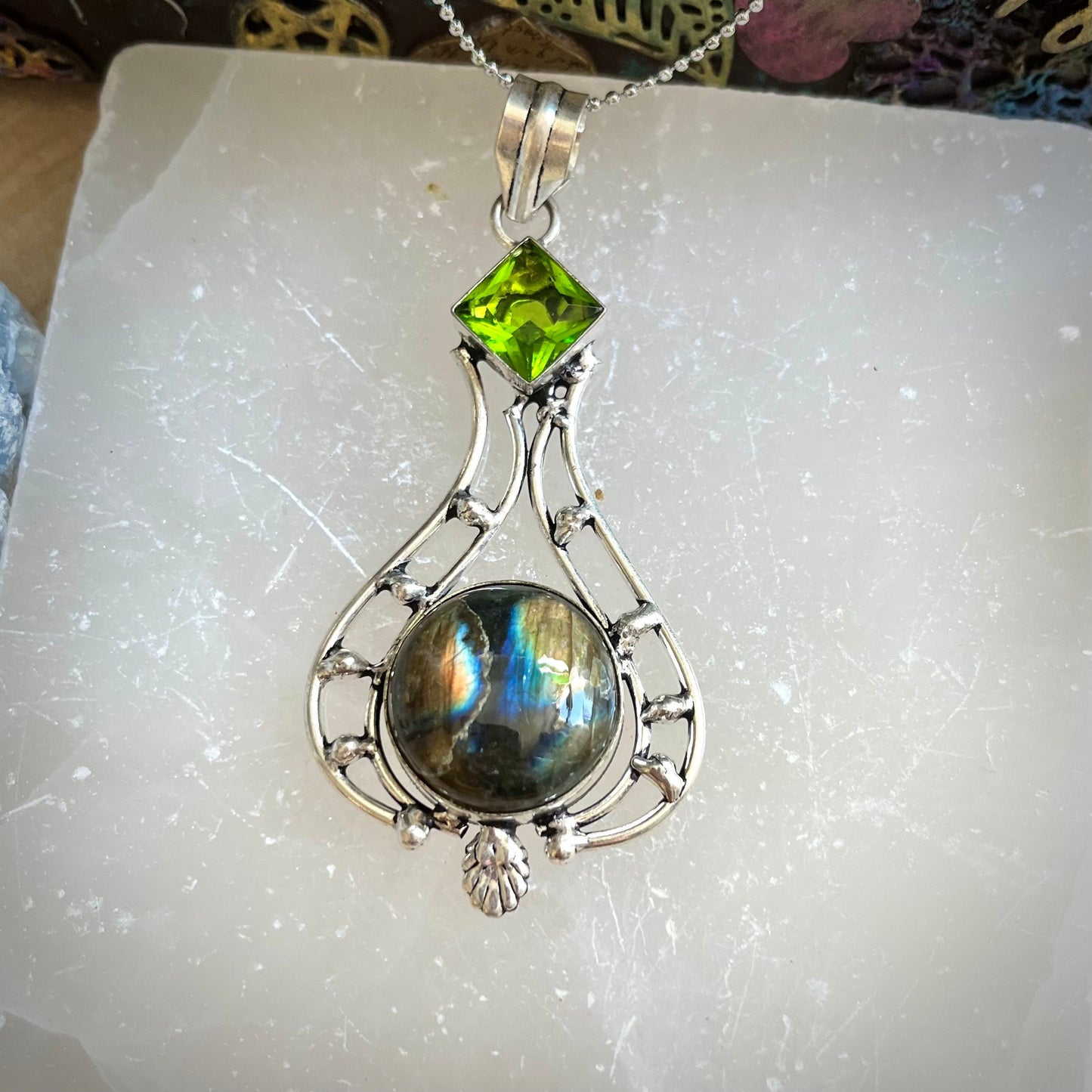 Labradorite necklace with peridot pendant in 925 silver crystal healing natural stone