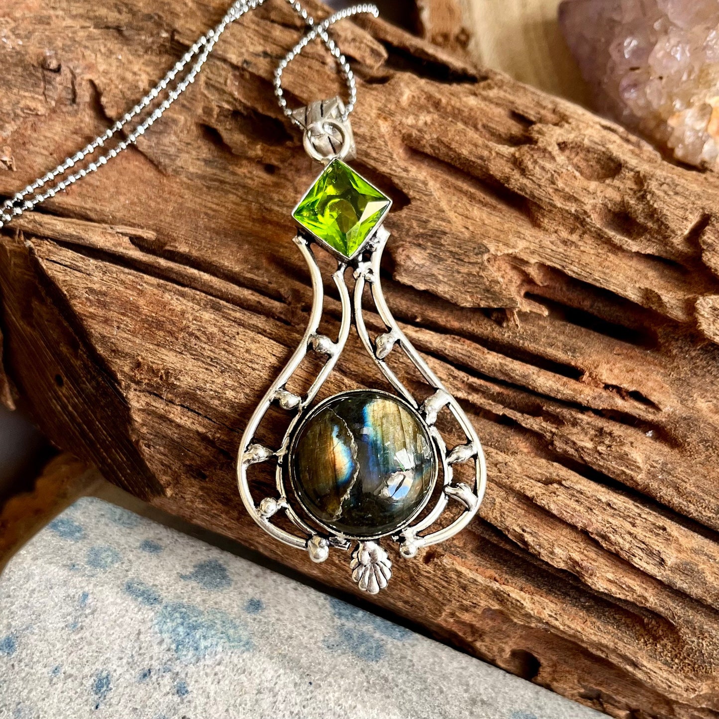 Labradorite necklace with peridot pendant in 925 silver crystal healing natural stone