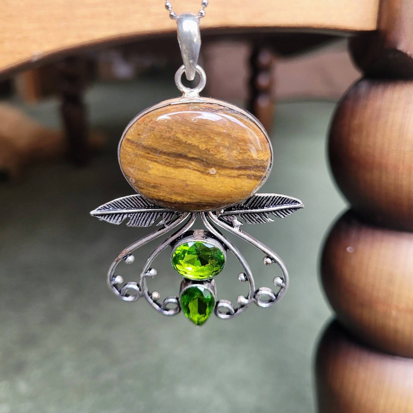 tigers eye necklace with peridot in 925 silver pendant crystal healing natural stone