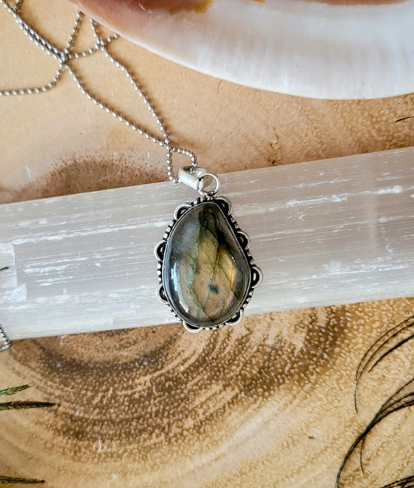 labradorite pendant necklace 925 silver crystal healing witchy gift for her or him gemstone jewellery for men or women