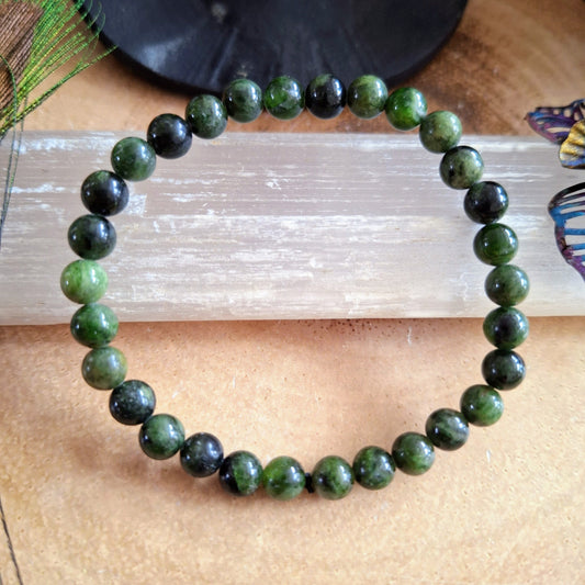 Diopside bracelet Crystal Healing natural Stone stretch stacking jewellery- Heart Chakra Awakening, Compassion, Forgiveness