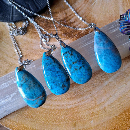 Apatite pendant necklace teardrop crystal healing jewellery gift for him or her witchy jewelry for men or women throat chakra